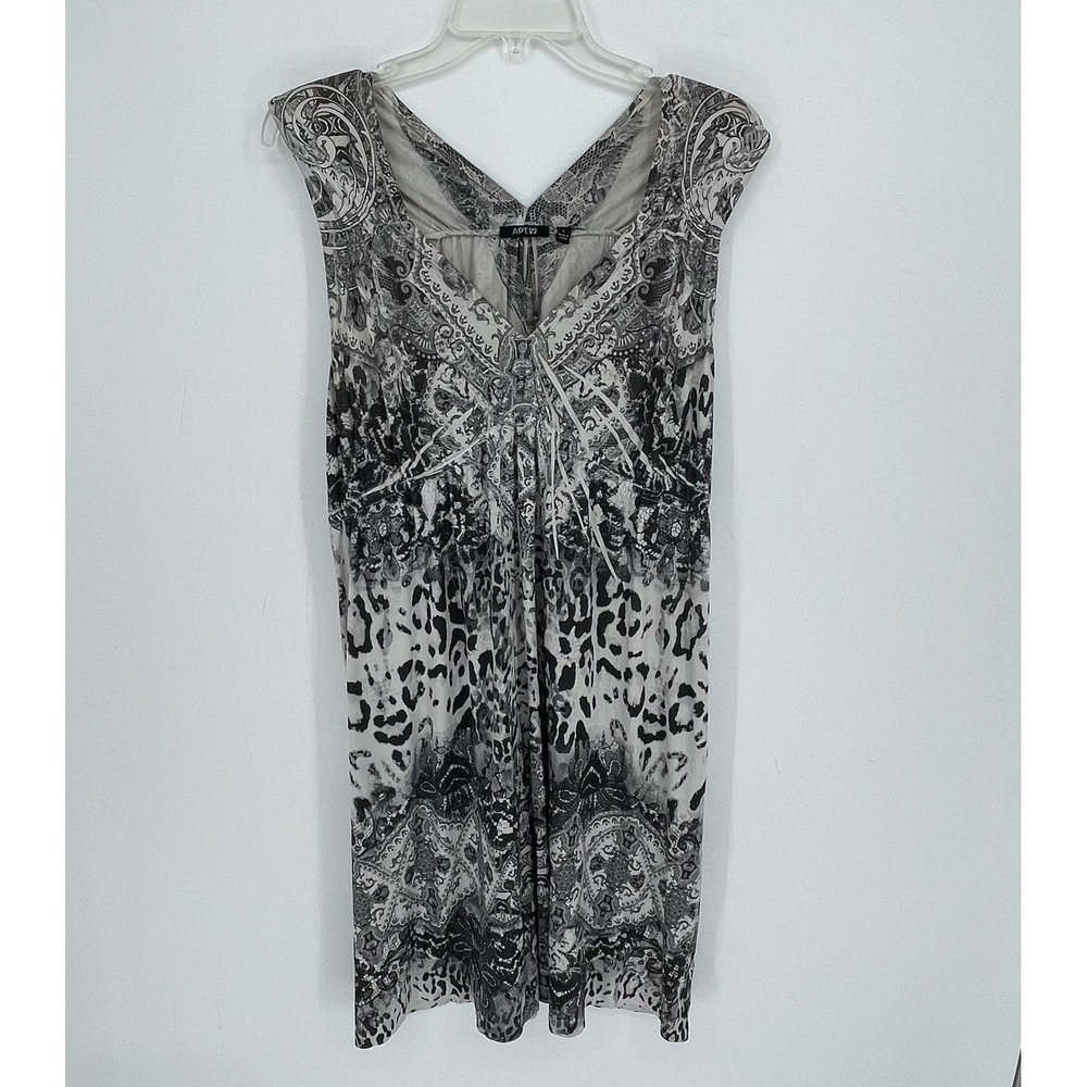 Apt 9 Women's Gray Animal Paisley Studded V-Neck Cap Sleeve‎ Top Size Large